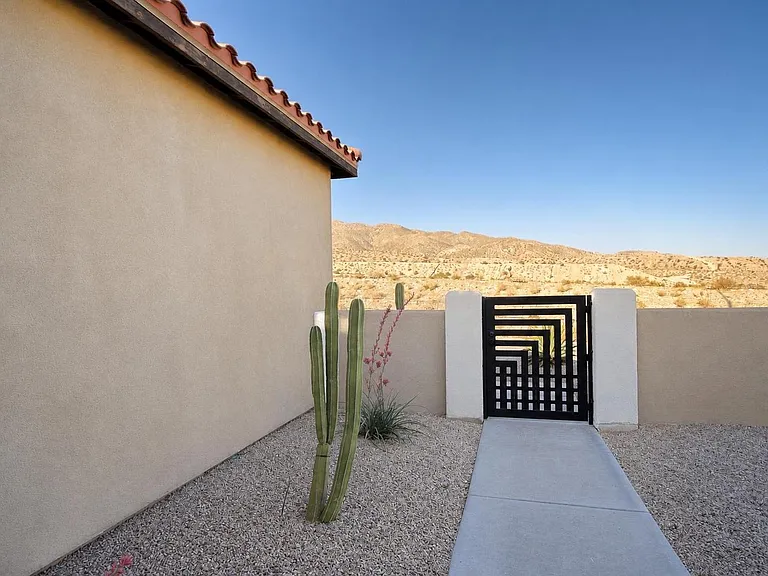 11495 Foxdale Dr — Photo 35