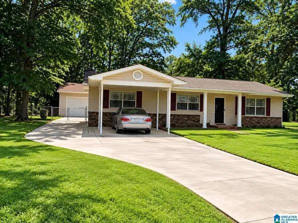 502 Metropolitan Ct, Dothan, AL 36303
