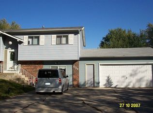 204 Kenilworth Dr, Bolingbrook, IL