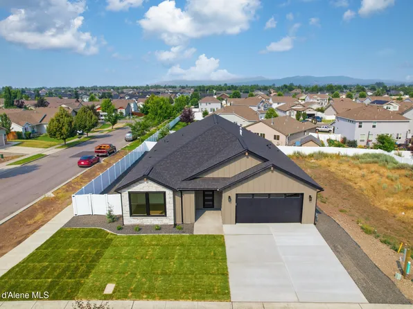 3223 N Van Winkle St, Post Falls, ID 83854