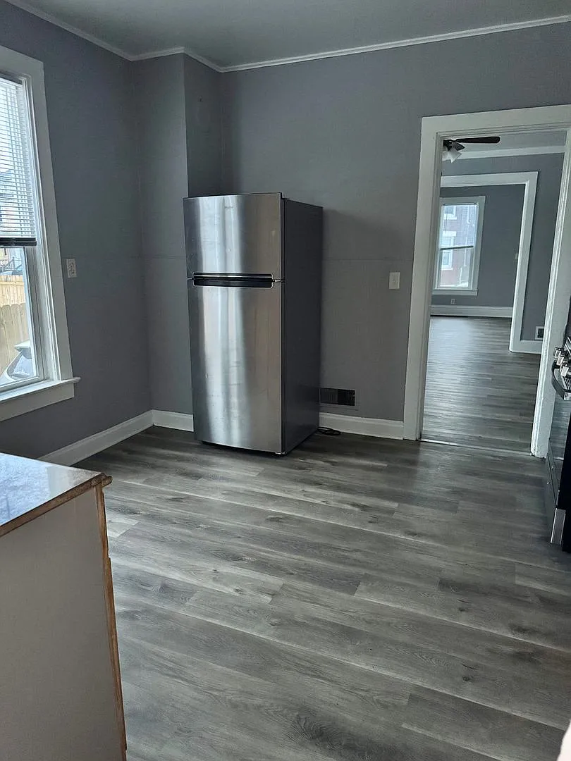 816 Hamilton Street — Photo 4