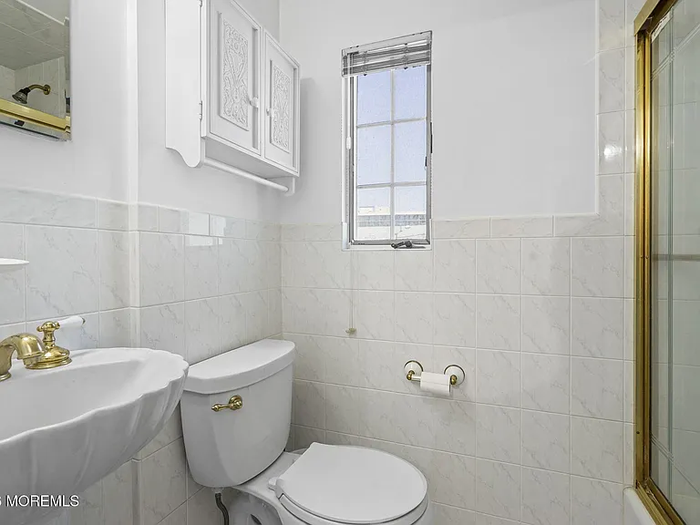 5 Vine Ct — Photo 16