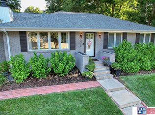 5318 Tipperary Trl, Lincoln, NE 68512