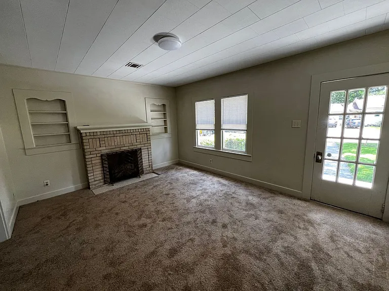 119 Saint Julien Ave — Photo 20