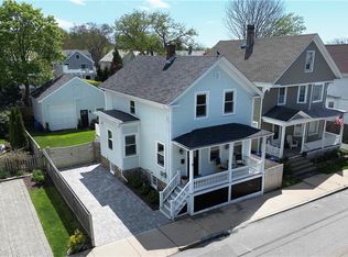 29 Webster St, Newport, RI 02840