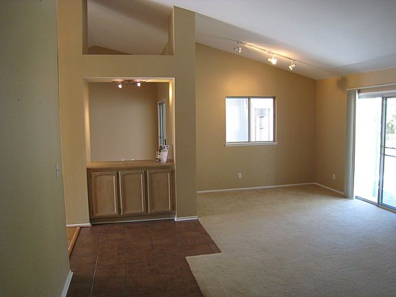 Wood, Tile, Carpet floors