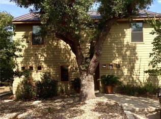 870 Springlake Dr, Dripping Springs, TX 78620