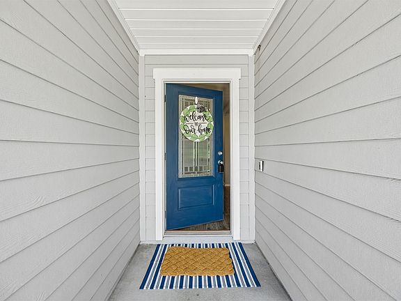 2nd image of 97492 Albatross Dr