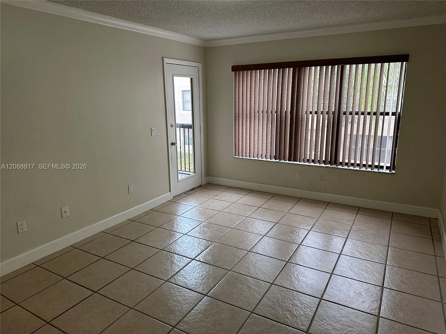 Palm Aire Gardens Condo — Photo 2