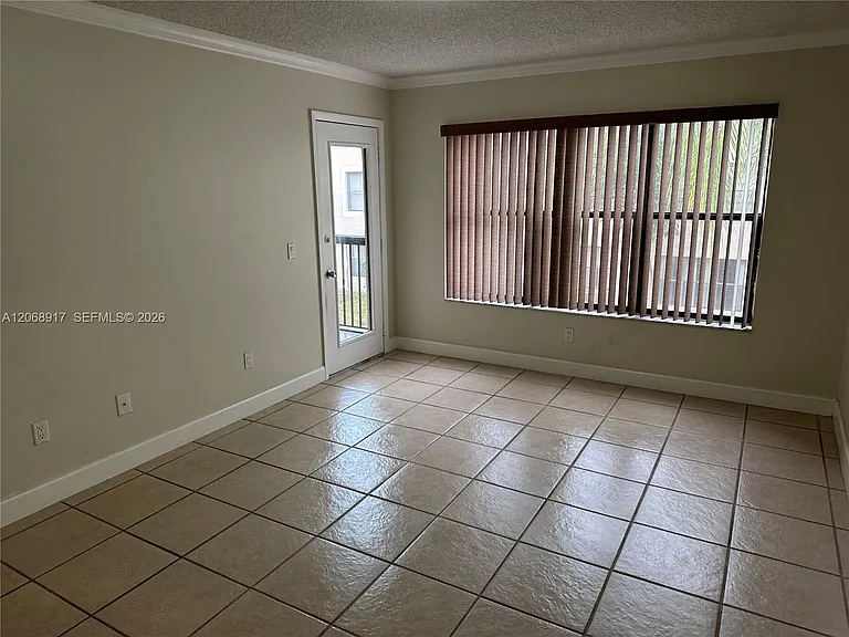 4221 W McNab Rd #35 — Photo 2