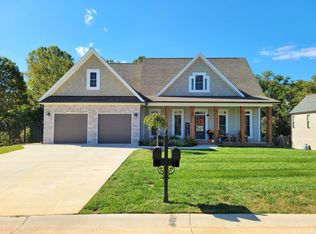 969 Leander Dr, Forest, VA 24551