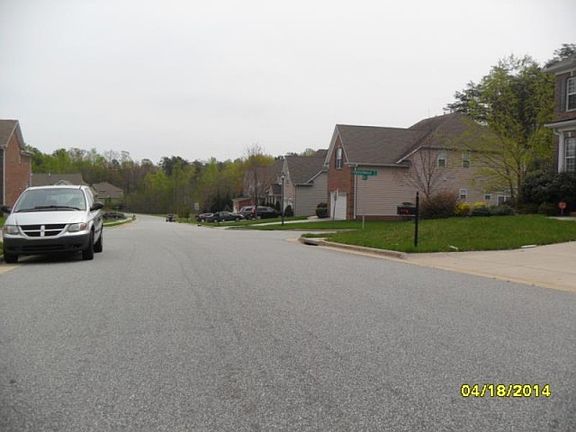 4th image of 120 Olde Salem Dr
