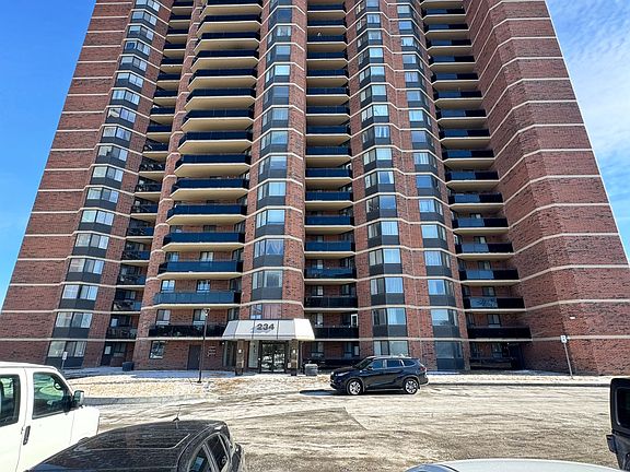 2nd image of 234 Albion Rd #806