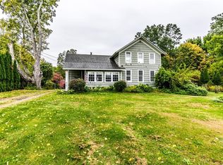 9191 Fenner Rd, Phoenix, NY 13135