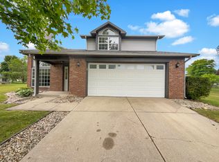 1628 Warren Lake Ct, Indianapolis, IN 46229