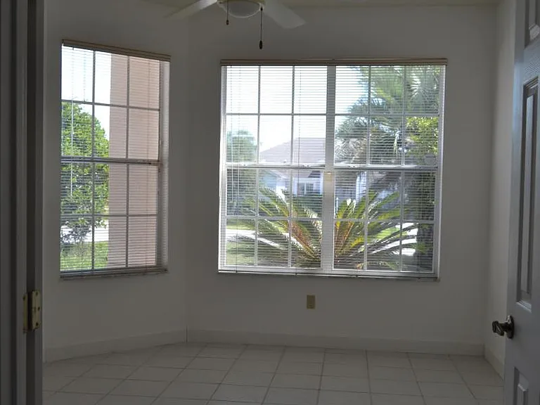 268 W Romany Loop — Photo 15