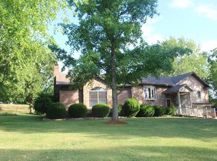 1414 E 370th Rd, Bolivar, MO 65613