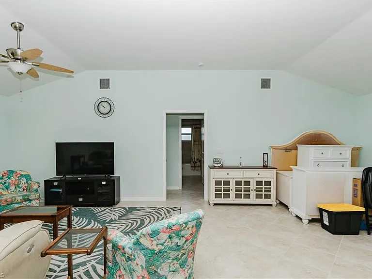 11693 Oakland Dr — Photo 10