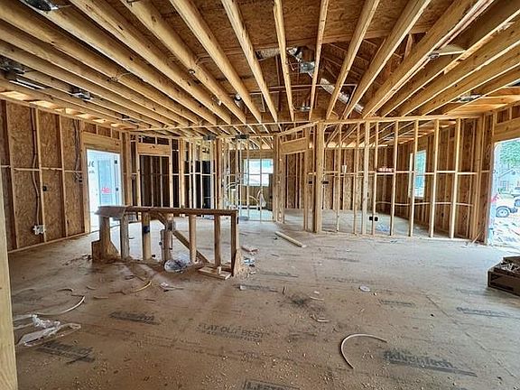 4th image of 70409 3rd St