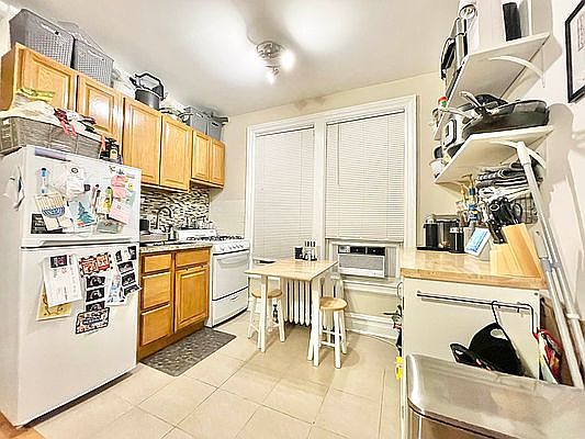 1st image of 31-11 33rd St APT 2R