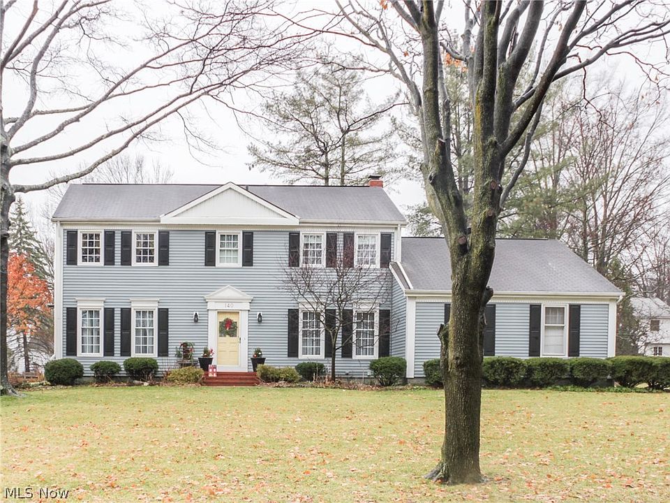1st image of 140 Clairhaven Dr