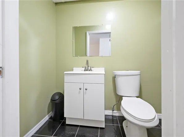 186 Union Avenue image 16 of 19