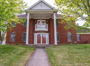 740 Broad Oak Dr, Dayton, OH 45426