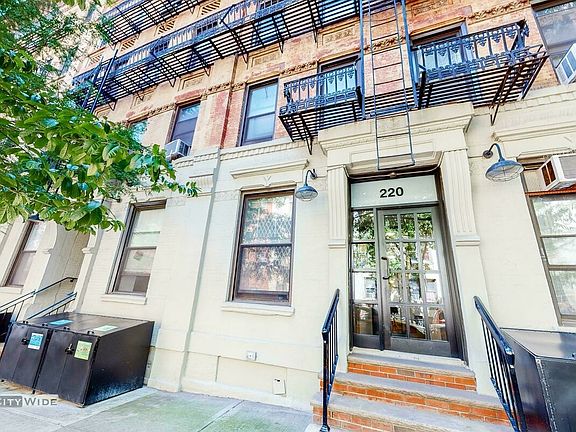 4th image of 230 E 89th St #7
