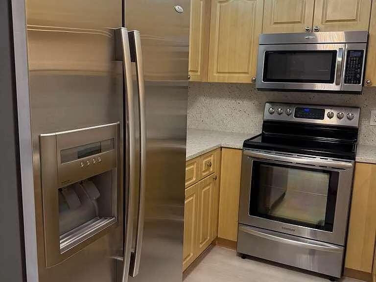 4040 N Hills Dr #26 — Photo 8