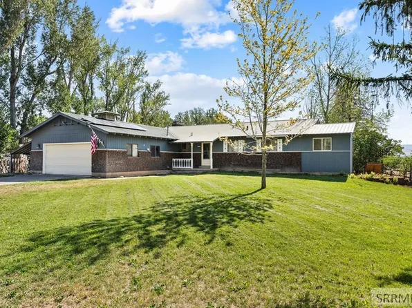 2755 S Ross Ave, Ammon, ID 83406