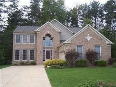 8664 Eaton Dr, Northfield, OH, 44067