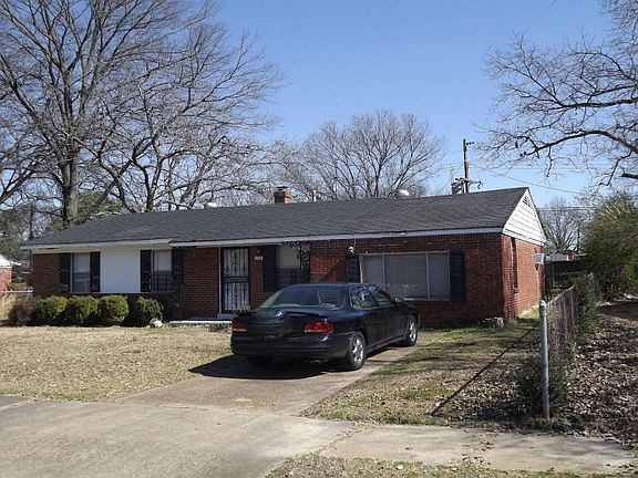 2nd image of 1698 Merrycrest Dr