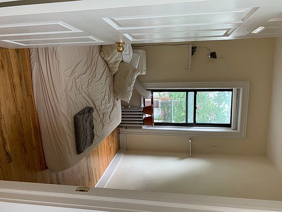 2nd image of 1240 Putnam Ave #301