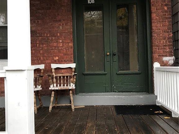 3rd image of 108 Benkard Ave