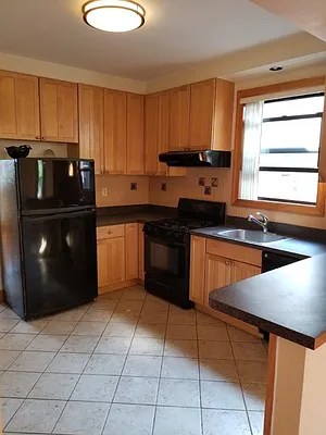 Rented by Modern Spaces | media 11