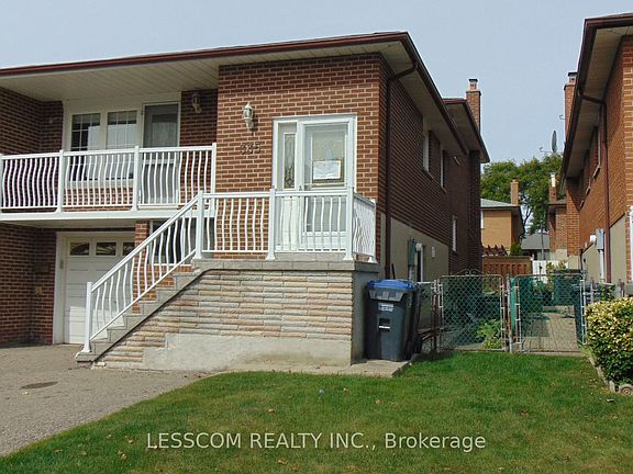 2nd image of 335 Royal Salisbury Way
