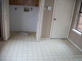 5th image of 2817 Baron Dr