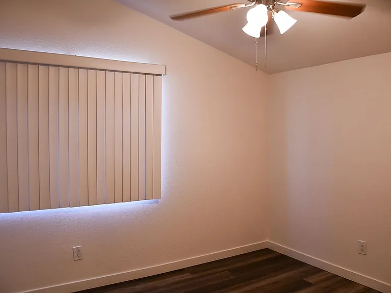 6501 Tillamook Ave — Photo 26