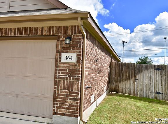3rd image of 364 Buckboard Ln