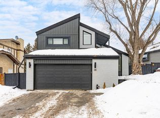38 Woodcrest Ave, Saint Albert, AB T8N3H5