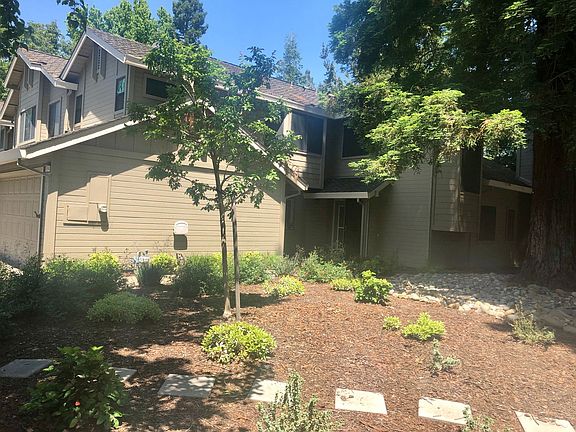 5th image of 2164 University Park Dr