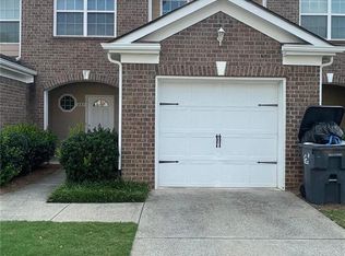 282 Village Dr, Loganville, GA 30052