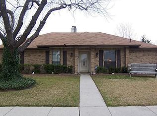 2219 Big Bend Dr, Carrollton, TX 75007