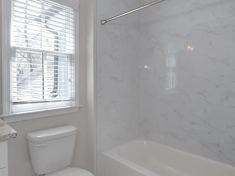 2033 Cherokee Dr — Photo 28