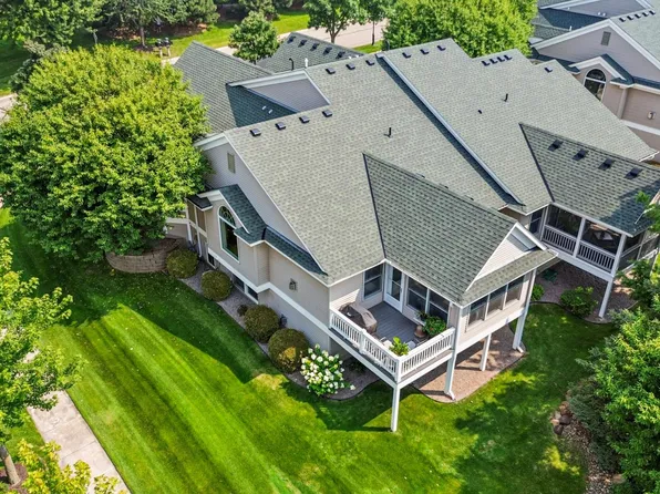 7021 Waterstone Ln, Woodbury, MN 55125