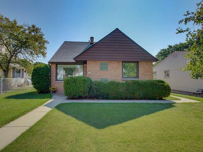2558 S 65th St, Milwaukee, WI, 53219