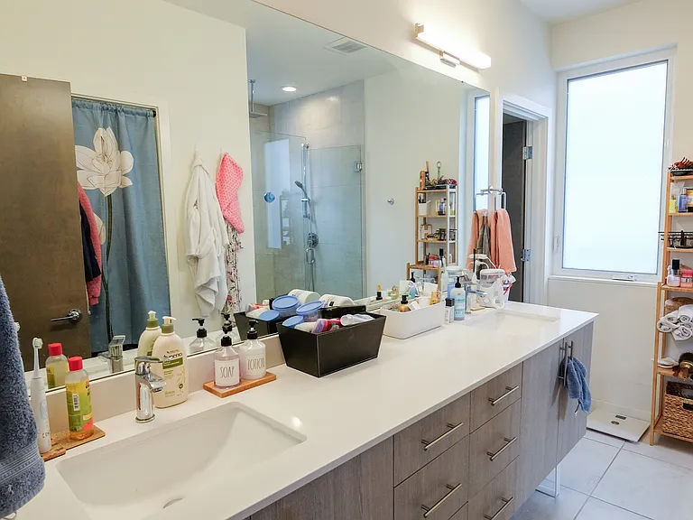 1851 S Jackson Pl — Photo 12