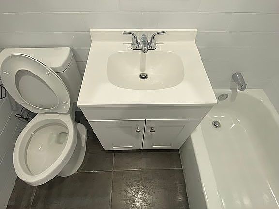 5th image of 1254 Fteley Ave #4B