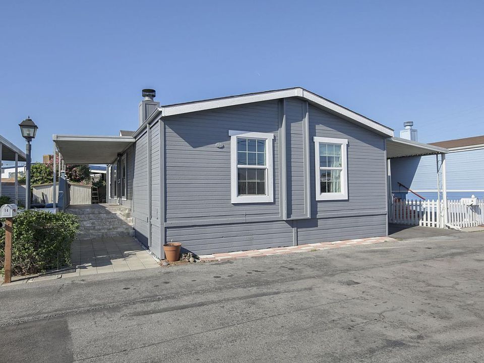 1st image of 3015 E Bayshore Rd Spc 140