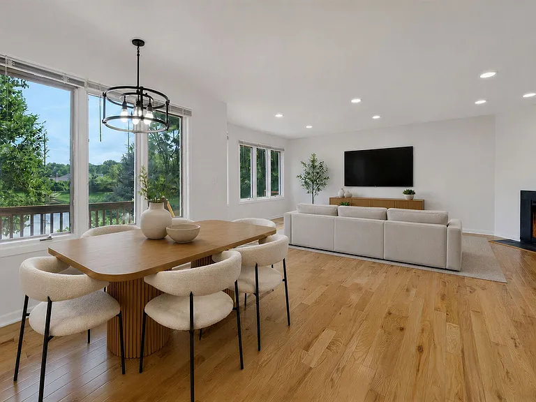 35 Reagan Way — Photo 12